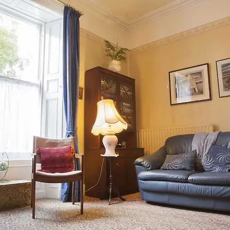 Lynden Otel 2*